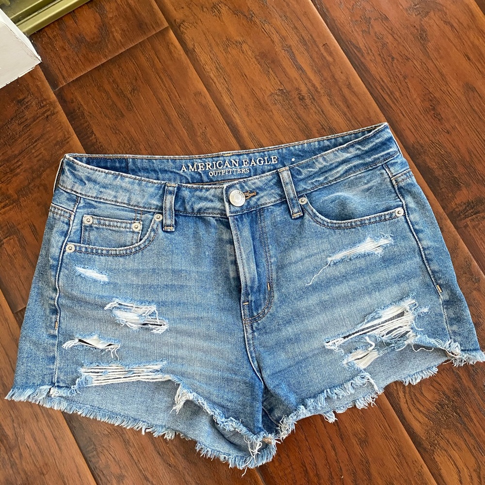 American Eagle Tomgirl Shortie